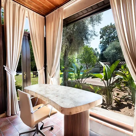 House 5 *