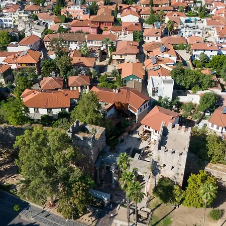 House 5 אנטליה