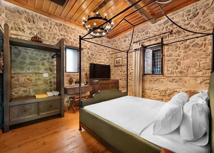 House 5 安塔利亚