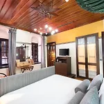 House 5 *