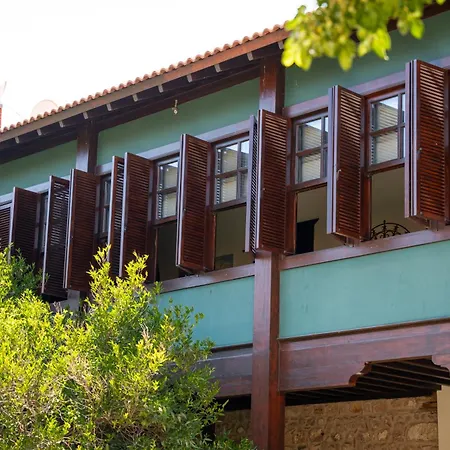 House 5 *
